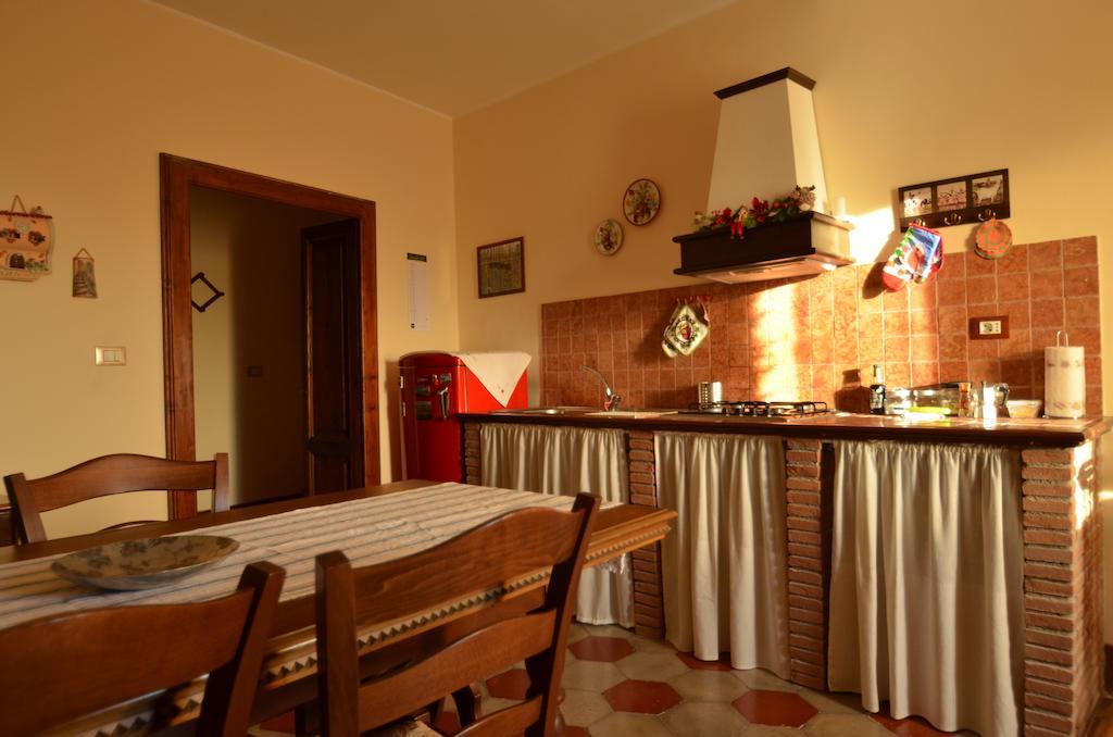 Residence Villa Valsi Santo Stefano Di Sessanio Quarto foto