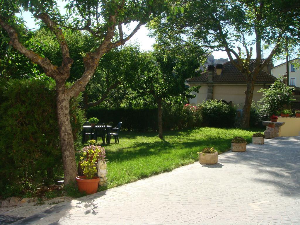 Residence Villa Valsi Santo Stefano Di Sessanio Quarto foto